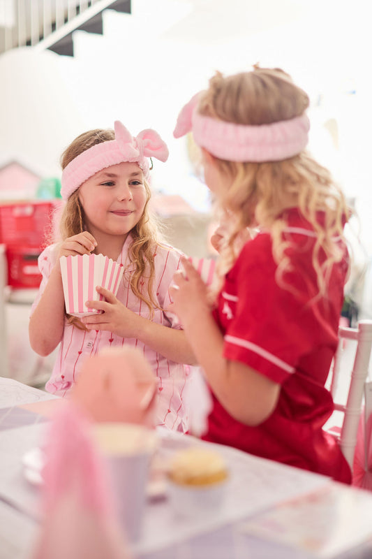 Blankets & Besties Party box