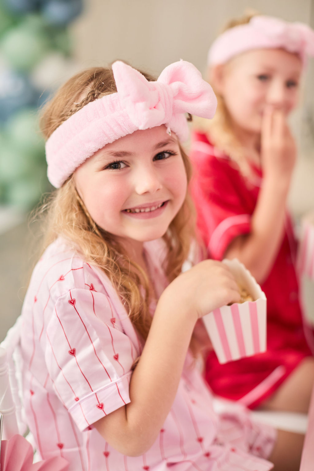 Blankets & Besties Party box